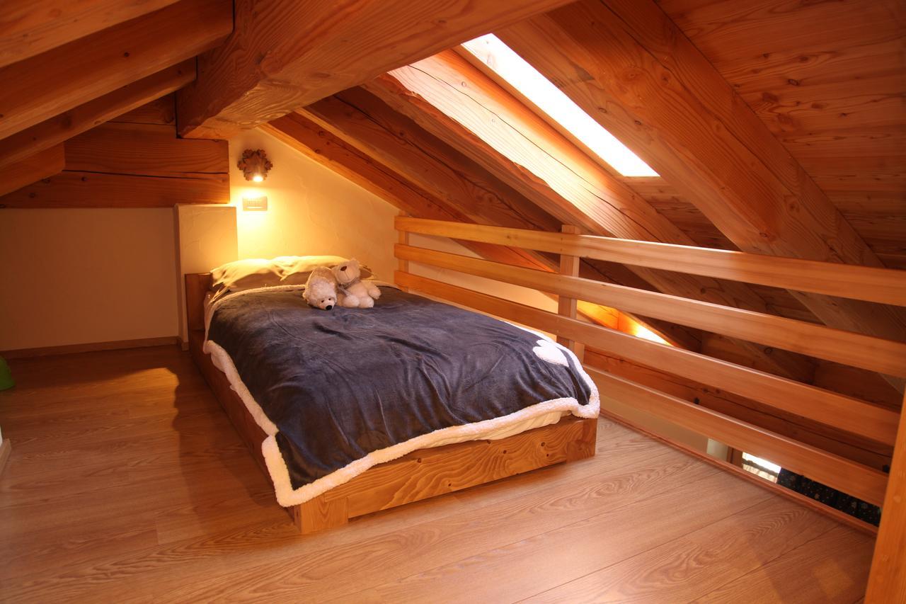 Mi Casa Tu Casa Bed & Breakfast Brusson Bagian luar foto